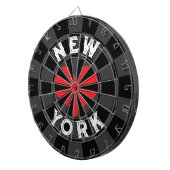 NEW YORKホワイト文字オンブラックチャーク赤いハート ダーツボード (正面右)