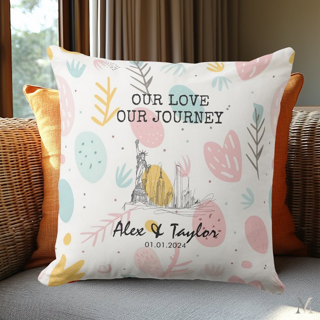 New York Love Story – Modern Romantic Skyline Art アウトドアクッション (クリエイターアップロード済み)