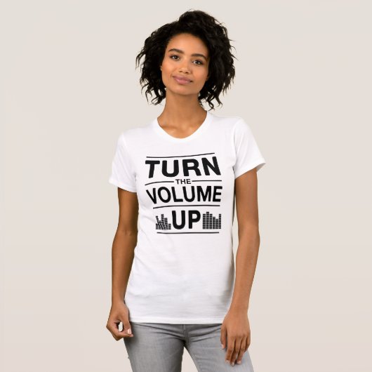 New York Mayor Mamdani Turn The Volume Up Tシャツ (正面フル)