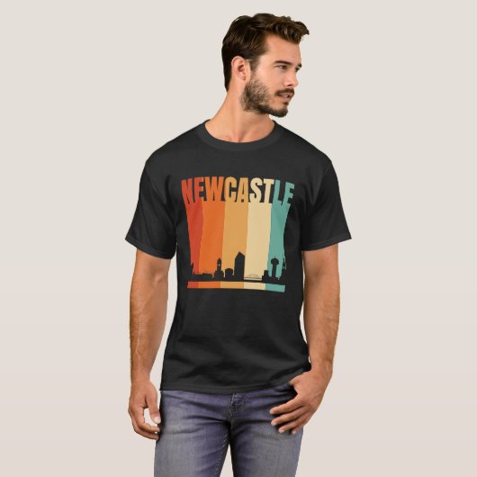 Newcastle City Skyline Tシャツ (正面フル)