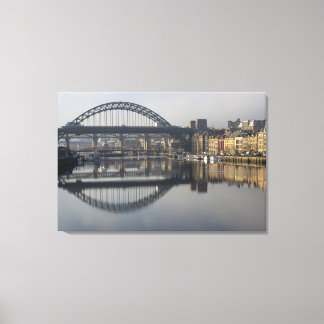 Newcastle Quayside & the Tyne Bridge キャンバスプリント