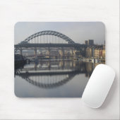 Newcastle Quayside & the Tyne Bridge マウスパッド (マウス)