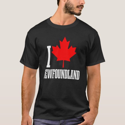 Newfoundland Canada Maple Leaf Canadian Flag Pride Tシャツ (正面)