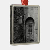 Newgateの刑務所へのドア メタルオーナメント (右)