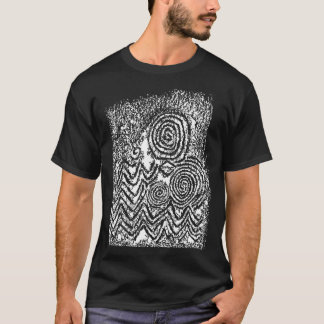 Newgrange、アイルランドからの有史以前の石造りの彫刻 Tシャツ