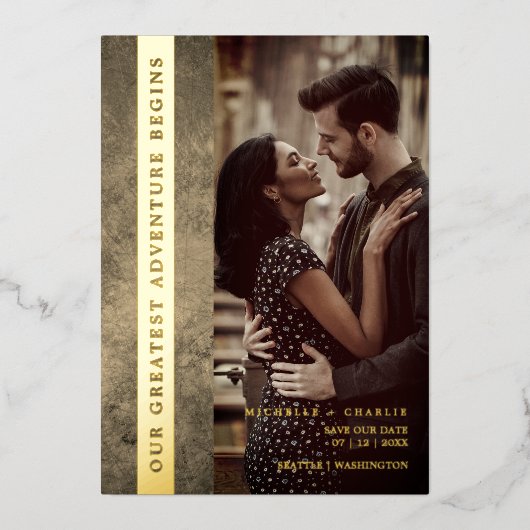 Newly Engaged Wedding Modern Grunge Romantic Photo 箔招待状 (正面)