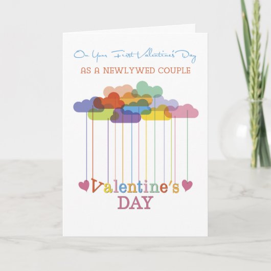 Newlywed Couple Valentine Rainbow Clouds Hearts シーズンカード (正面)
