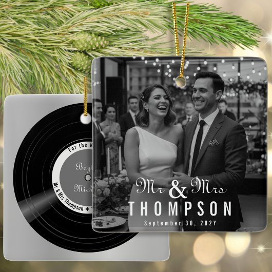 Newlywed Vinyl Record Album Cover Mr & Mrs Photo セラミックオーナメント