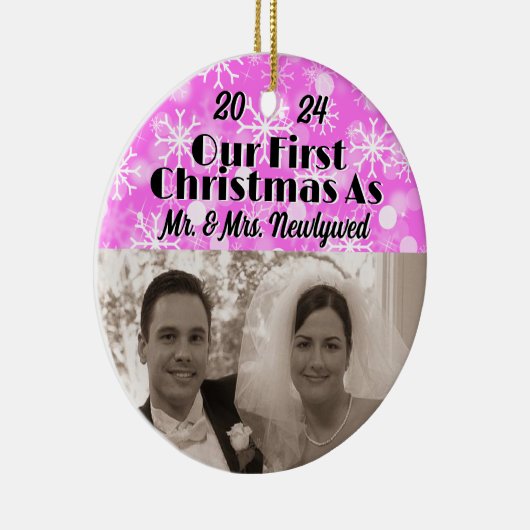 Newlywedsの初めてのクリスマスが写真をパーソナライズ セラミックオーナメント (右)