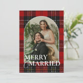 Newlyweds Rustic Modern Plaid Tartan Red シーズンカード (スタンド正面)