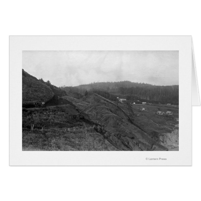 Newport，オレゴン州Scene at Agateビーチ写真 (正面横)