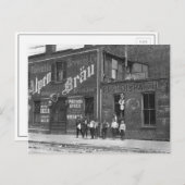 Newsboys Outside a Saloon, 1910 ポストカード (正面/裏面)