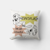 Newsflash私はAbuelaギフトだ クッション (正面)