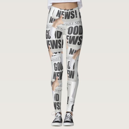 Newspaper Print Leggings レギンス (正面)