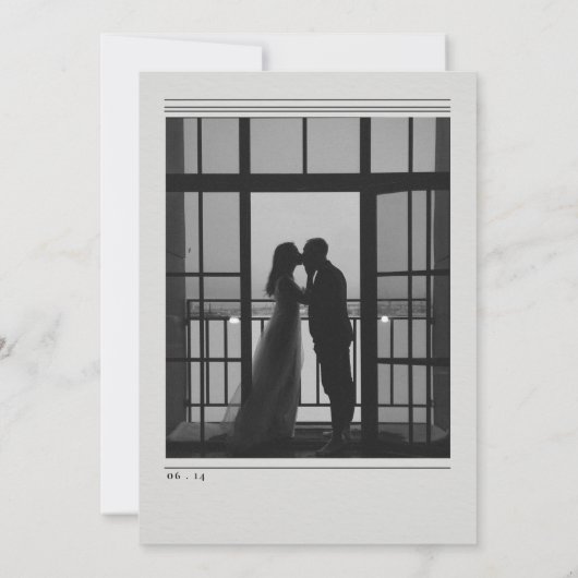 Newspaper-Style Wedding Invitation 招待状 (裏面)