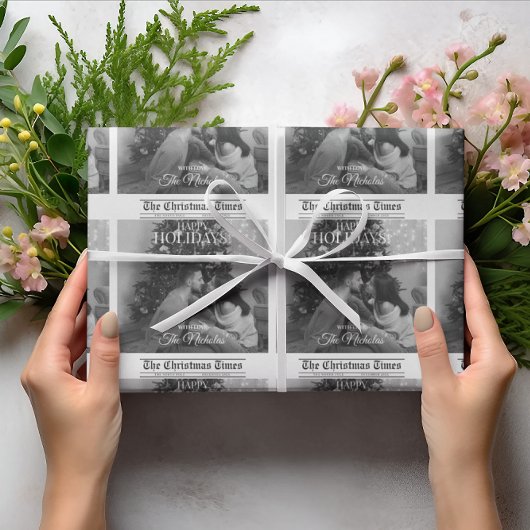 Newspaper What A Year Holiday Photo Christmas ラッピングペーパー