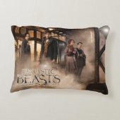 NEWT SCAMANDER™ & Co. The Station アクセントクッション (裏面)