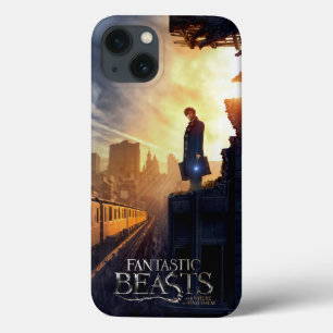 NEWT SCAMANDER™ in Distroyed建物 iPhone 13ケース