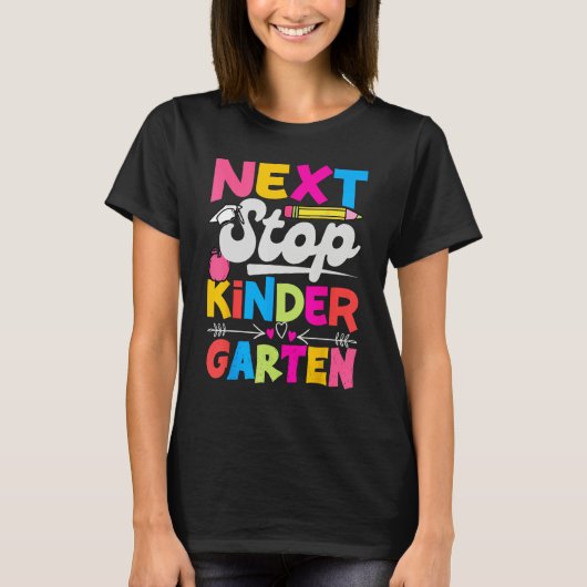 Next Stop Kindergarten Preschool Graduation 2023 B Tシャツ (正面)