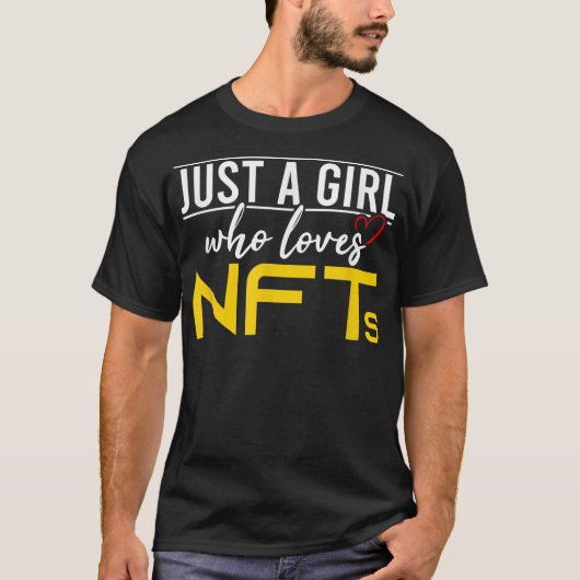 NFTが替えがたい暗号アートを好む少女  Tシャツ (正面)