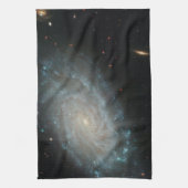 NGC 3370の深宇宙、渦状銀河 キッチンタオル (縦)