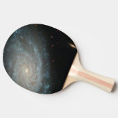 NGC 3370、深宇宙、渦巻銀河 卓球ラケット (横)