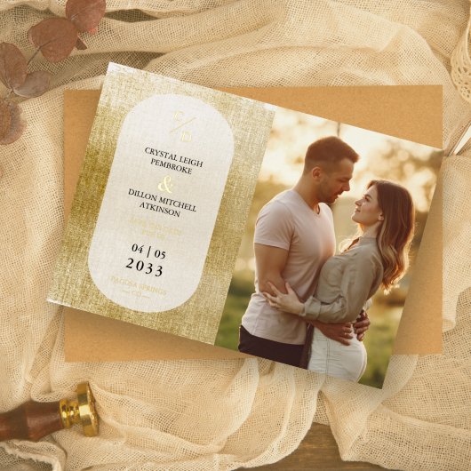 Nice Golden Texturedエフェクト結婚のイニシャル写真 箔招待状