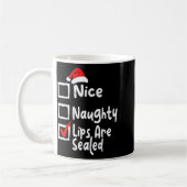 Nice Naughty Lips Funny Christmas List Family Matc コーヒーマグカップ (左)
