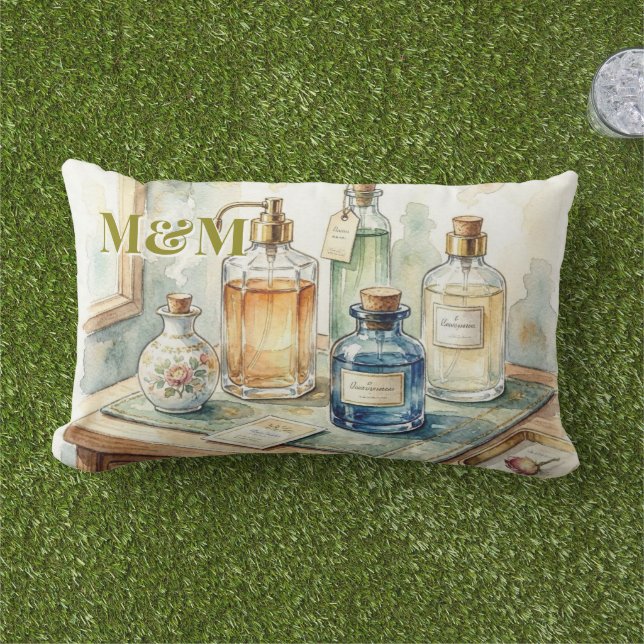 Niche Perfume Collection, Monogram Watercolor  アウトドアクッション (芝生)