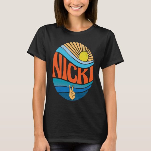 Nicki  Vintage Sunset Nicki Groovy Tie Dye Tシャツ (正面)