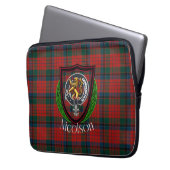 Nicolson Scottish Clan Tartan & Crest ラップトップスリーブ (正面左)