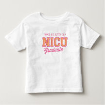 NICUの誇りを持ったTシャツの姉