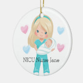 NICUパーソナライズされたナース開催ベビークリスマス セラミックオーナメント (左)