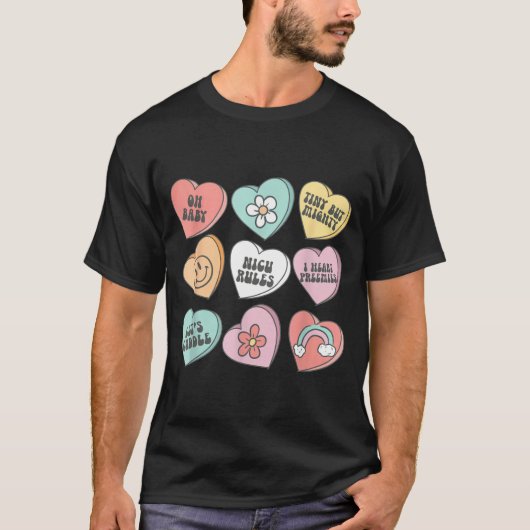 Nicu Nurse Valentine's Day Heart Candy Neonatal Ic Tシャツ (正面)