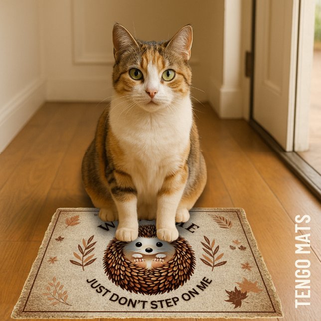 Niedlicher Igel mit Charme Humor für Tierfreunde ドアマット (クリエイターアップロード済み)