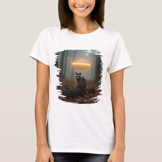 Niedliches Waschbär-UFO-Design im Wald Tシャツ (正面)