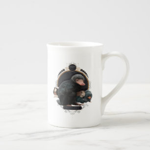 NIFFLER™sアールヌーボーポートレート ボーンチャイナマグカップ