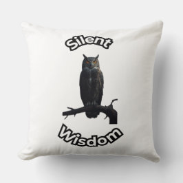  **Night Forest Owl – Realistic Nocturnal Owl Illu クッション