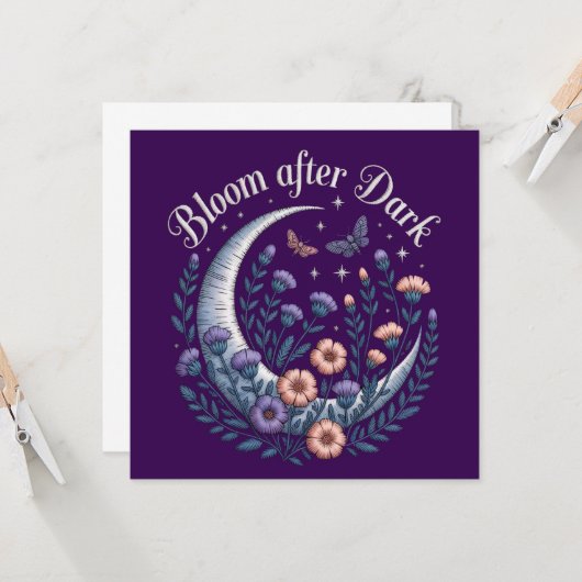 Night Garden Faux Embroidered Moon with Moths カード (正面/裏面インサイチュ)