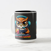 Night Owl Gamer Mascot Fun Gaming Illustration ツートーンマグカップ (正面左)