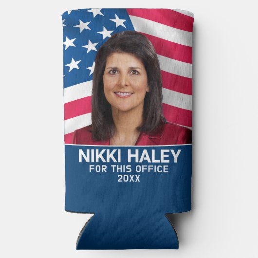 Nikki Haley – アメリカ国旗を持つキャンペーンの写真 スリム缶クーラー (裏面)