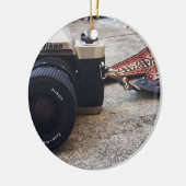 Nikonのフィルムのカメラ セラミックオーナメント (左)