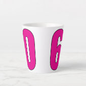 No. 06 – 数値スタイリッシュステートメントのアート カフェラテマグ (正面)