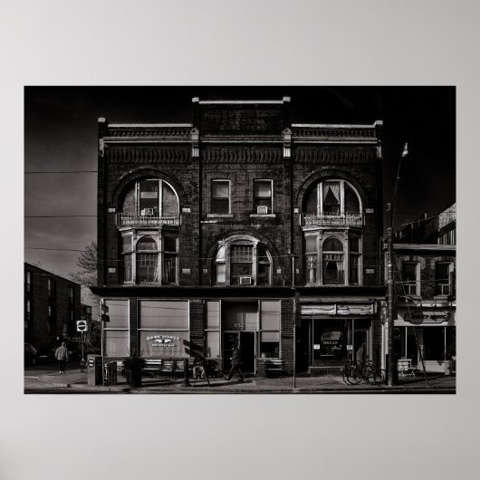 No 682 Queen St E 1 ポスター (正面)