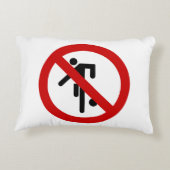 NO Ball Games ⚠タイパークサイン⚠ アクセントクッション (裏面)