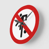 NO Ball Games ⚠タイパークサイン⚠ ラウンド壁時計 (傾斜)