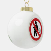 NO FARTING ⚠タイおもしろいトイレのサイン⚠ セラミックボールオーナメント (左)