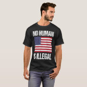 No human is illegal tシャツ (正面フル)