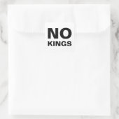 No Kings bold typography protest スクエアシール (バッグ)