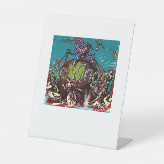 No Kings Classic Modern Minimal Style 台座サイン